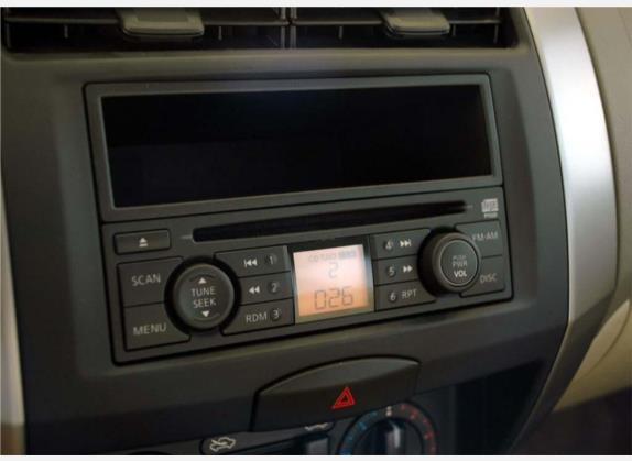 骊威 2008款 1.6L 手动炫能型 中控类   中控台