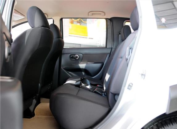 骊威 2010款 劲锐版 1.6L 手动标准型 车厢座椅   后排空间