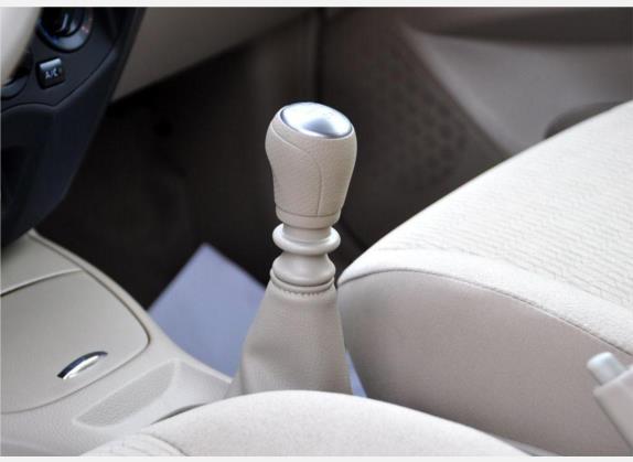 骊威 2010款 劲逸版 1.8L 手动标准型 中控类   挡把