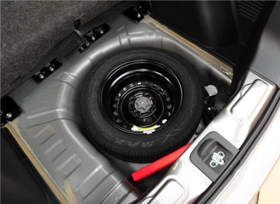 骊威 2013款 劲锐 1.6XV CVT豪华版 其他细节类   备胎