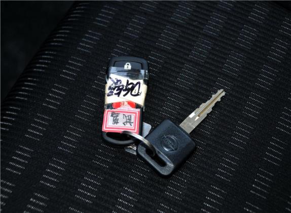 骊威 2013款 劲锐 1.6XL CVT舒适版 其他细节类   钥匙