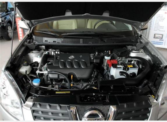 逍客 2008款 20S火 6MT 2WD 其他细节类   发动机舱