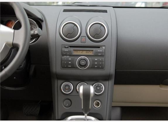 逍客 2008款 20X雷 CVT 2WD 中控类   中控台