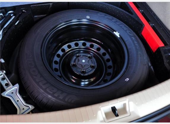 逍客 2010款 20X雷 CVT 2WD 其他细节类   备胎