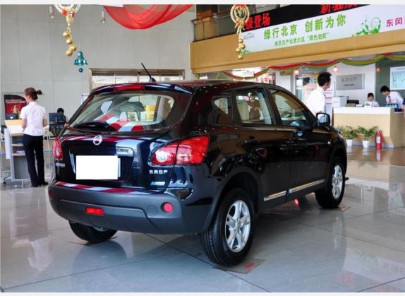 逍客 2010款 20X雷 CVT 2WD 外观   斜后