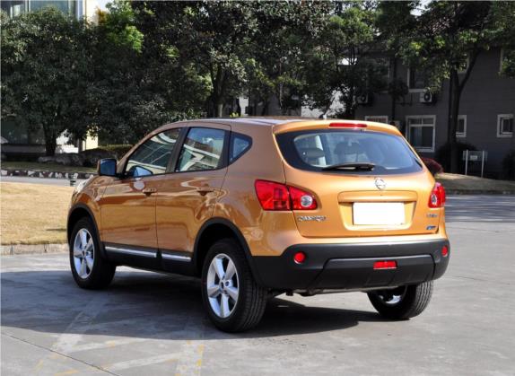 逍客 2011款 2.0XV 龙 CVT 4WD 外观   斜后