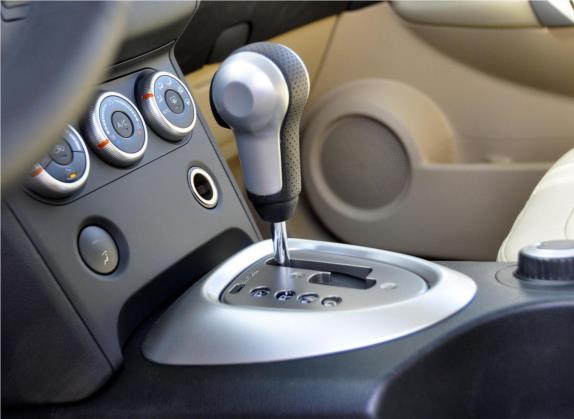逍客 2011款 2.0XV 龙 CVT 4WD 中控类   挡把
