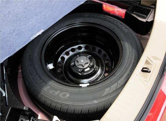 逍客 2012款 1.6XE 风 5MT 2WD 其他细节类   备胎