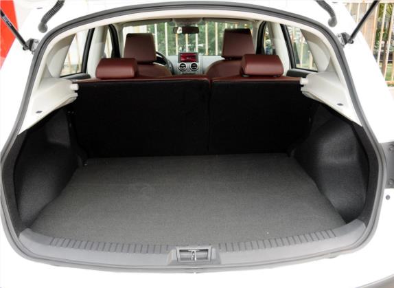 逍客 2013款 2.0XV 炫 CVT 2WD 车厢座椅   后备厢