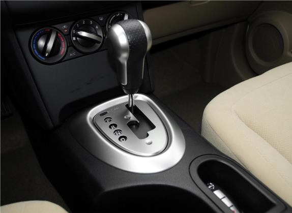 逍客 2015款 2.0XL 酷火 CVT 2WD 中控类   挡把