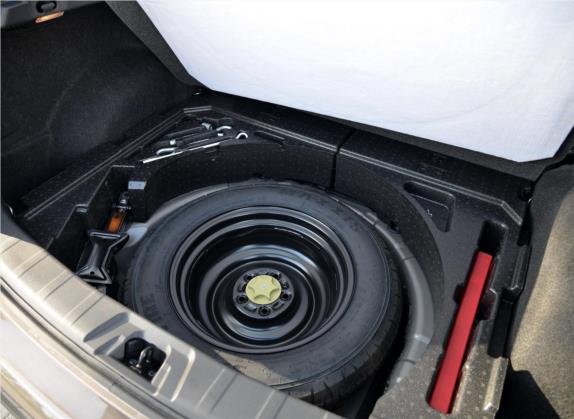 逍客 2016款 2.0L CVT领先版 其他细节类   备胎
