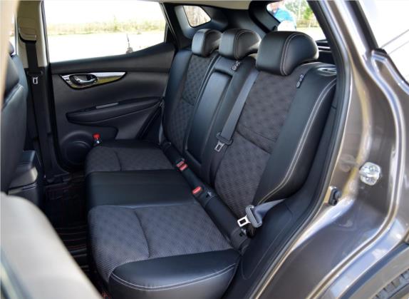 逍客 2016款 2.0L CVT领先版 车厢座椅   后排空间