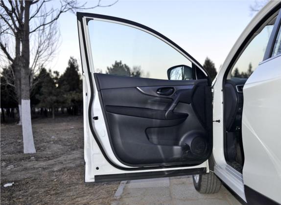 逍客 2016款 1.2T CVT时尚版 车厢座椅   前门板