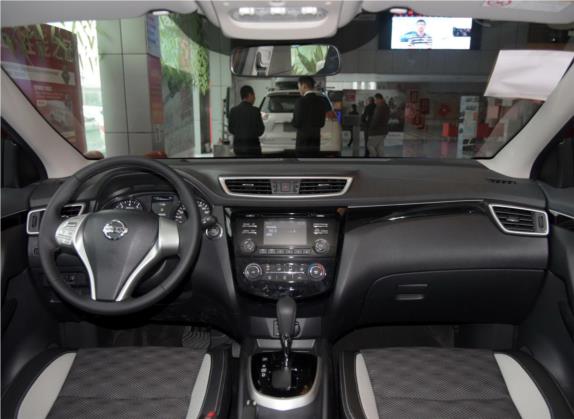 逍客 2016款 2.0L CVT豪华版 中控类   中控全图