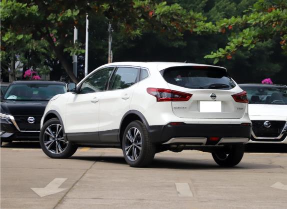 逍客 2021款 2.0L CVT豪华领航版 外观   斜后
