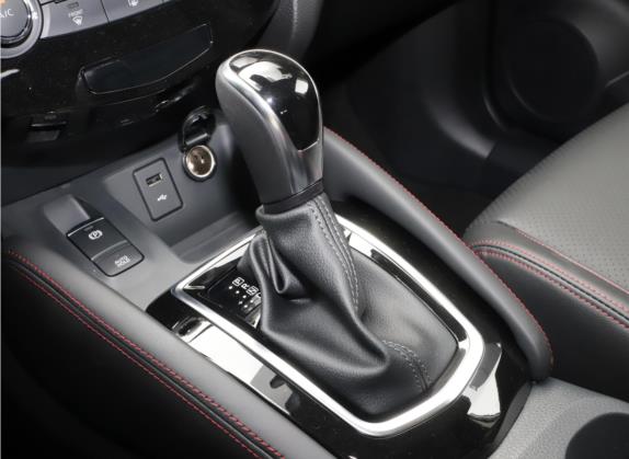 逍客 2021款 2.0L CVT豪华领航版 中控类   挡把