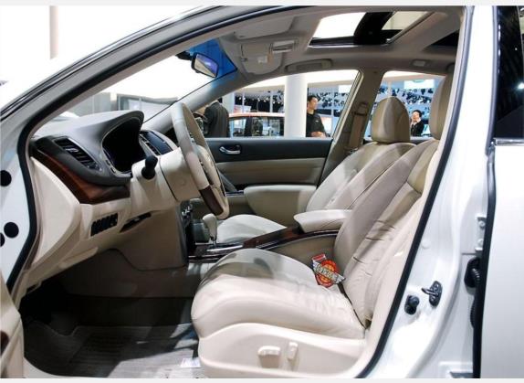 天籁 2008款 公爵 3.5L XV尊驭版 车厢座椅   前排空间