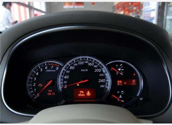 天籁 2008款 公爵 2.5L XV尊雅版 中控类   仪表盘