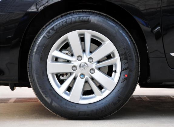 天籁 2011款 2.0L XL荣耀版 其他细节类   前轮