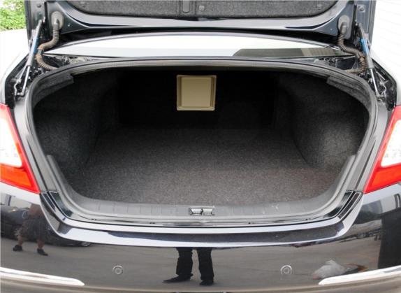 天籁 2012款 2.0L XL智享版 车厢座椅   后备厢