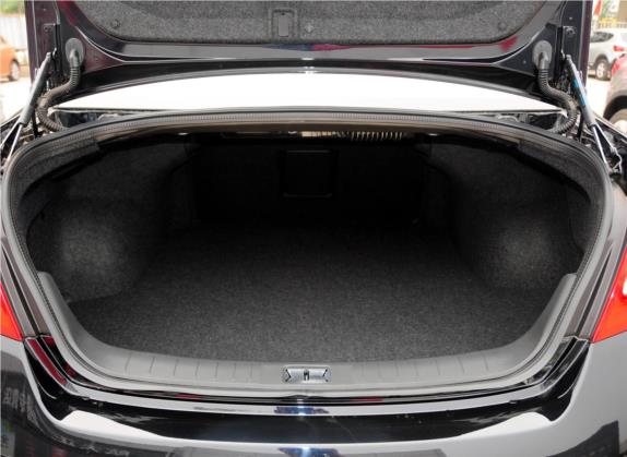天籁 2012款 2.5L XV云安全版 车厢座椅   后备厢