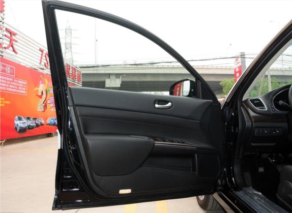 天籁 2012款 2.5L XV云安全版 车厢座椅   前门板