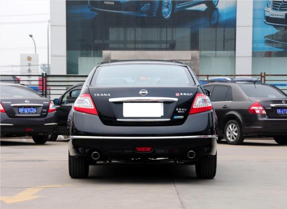 天籁 2012款 2.5L XV云安全版 外观   正后