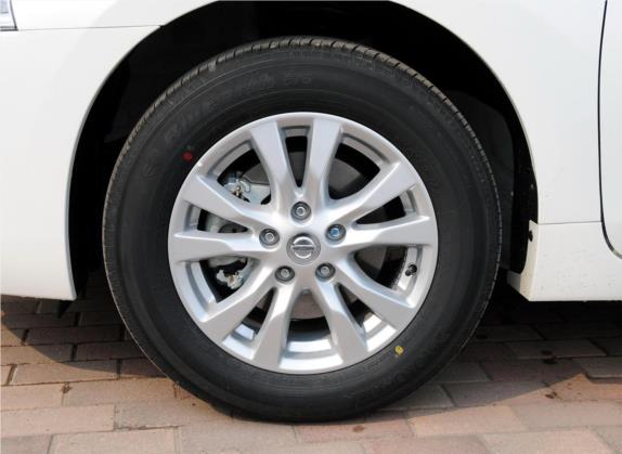 天籁 2013款 2.0L XL舒适版 其他细节类   前轮