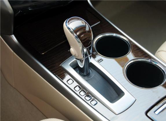 天籁 2013款 2.0L XL舒适版 中控类   挡把