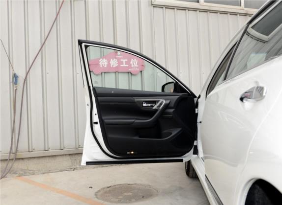 天籁 2014款 公爵 2.5L XV尊雅版 车厢座椅   前门板