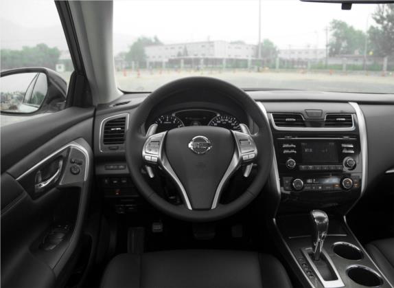 天籁 2014款 2.5L XL Upper科技版 中控类   驾驶位