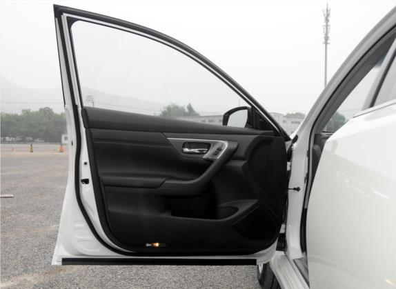 天籁 2014款 2.5L XL Upper科技版 车厢座椅   前门板