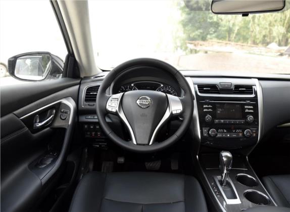 天籁 2015款 2.0L XL Upper欧冠科技版 中控类   驾驶位