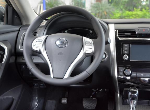 天籁 2016款 2.0L XL-Upper 智尚版 中控类   驾驶位