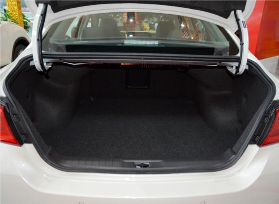 天籁 2016款 2.0L XL-Upper 智尚版 车厢座椅   后备厢