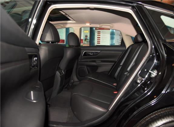 天籁 2016款 2.5L XL 舒享版 车厢座椅   后排空间
