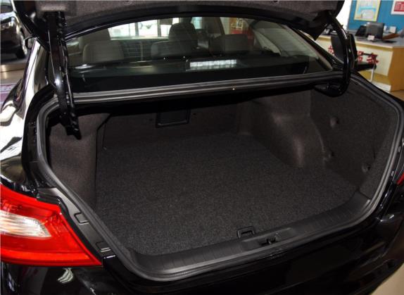 天籁 2016款 2.5L XL 舒享版 车厢座椅   后备厢