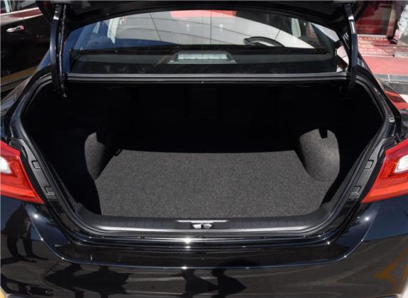 天籁 2016款 改款 2.0L XL舒适版 车厢座椅   后备厢