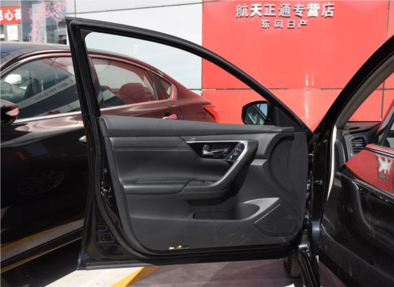 天籁 2016款 改款 2.0L XL舒适版 车厢座椅   前门板