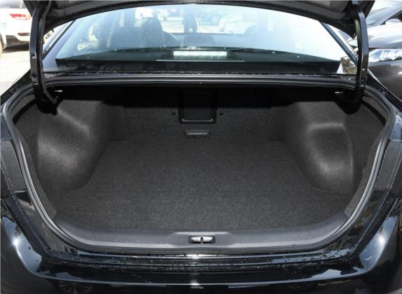 天籁 2019款 2.0L XL 舒适版 车厢座椅   后备厢