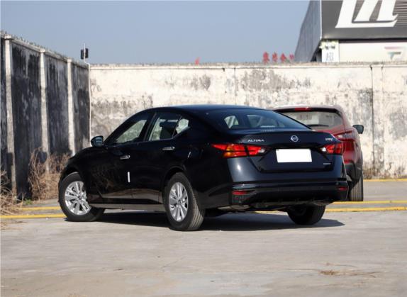 天籁 2020款 2.0L XE 时尚版 外观   斜后