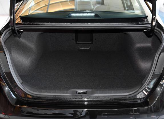 天籁 2020款 2.0L XL 舒适版 车厢座椅   后备厢