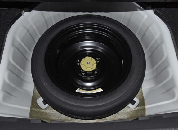 天籁 2020款 改款 2.0L XL Upper 智行版 其他细节类   备胎