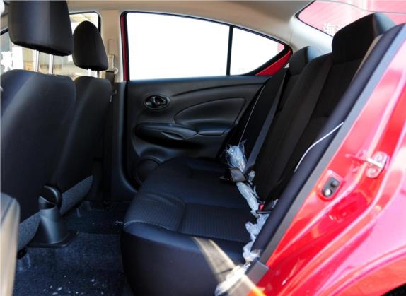 阳光 2011款 1.5XE CVT舒适版 车厢座椅   后排空间