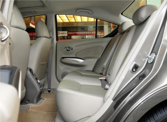 阳光 2011款 1.5XL CVT豪华版 车厢座椅   后排空间