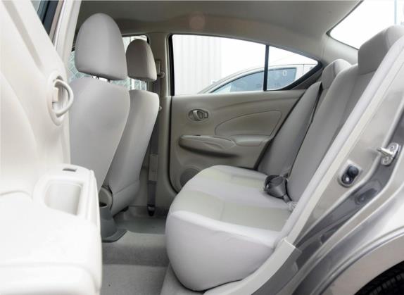 阳光 2014款 1.5XE 手动精英版 车厢座椅   后排空间