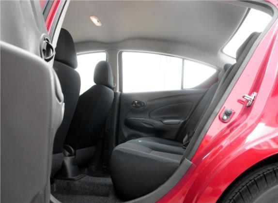阳光 2014款 1.5XE CVT精英版 车厢座椅   后排空间