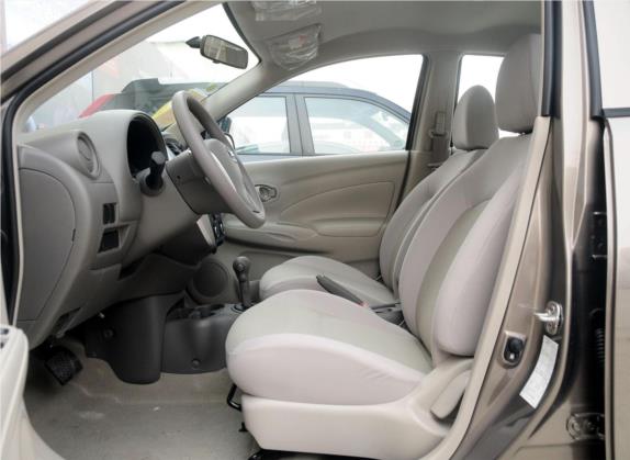 阳光 2014款 1.5XE CVT舒适版 车厢座椅   前排空间
