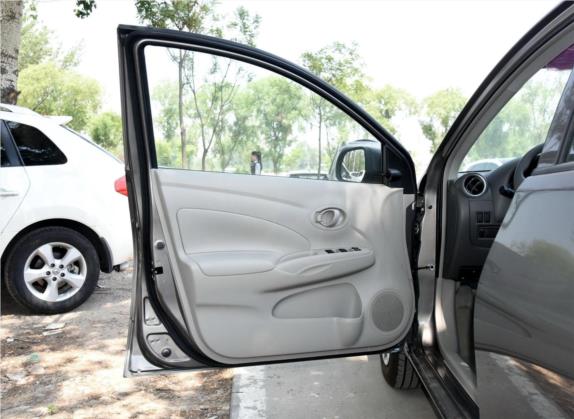 阳光 2015款 1.5XE 手动舒适版 车厢座椅   前门板