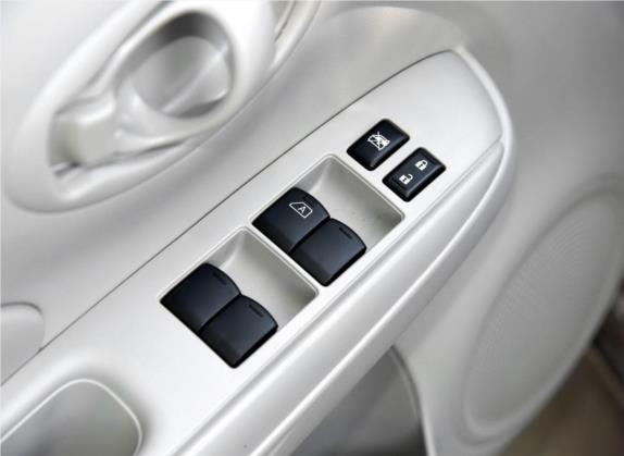 阳光 2015款 1.5XE 手动舒适版 车厢座椅   门窗控制